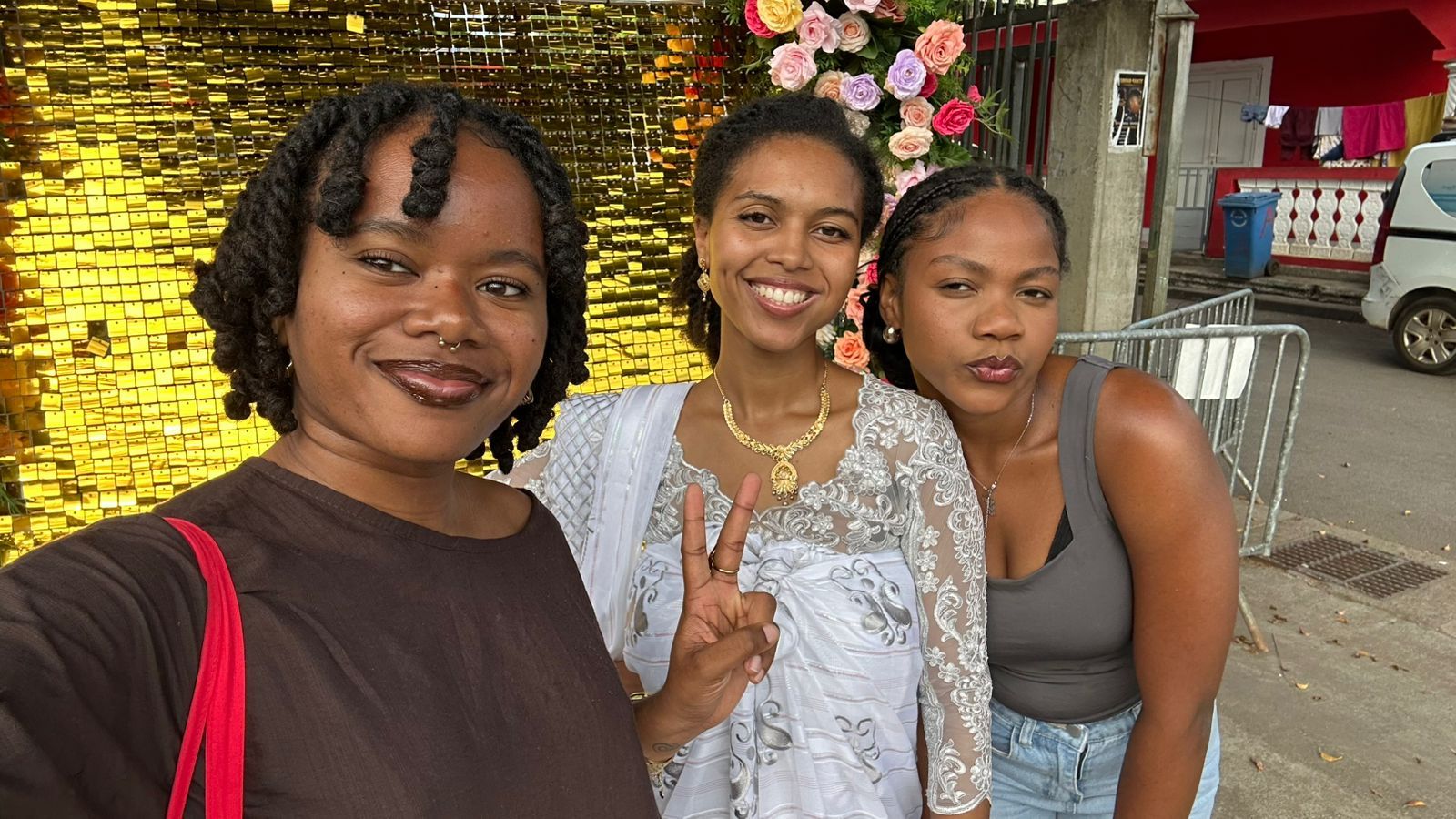 L'équipe N&A Influence en selfie